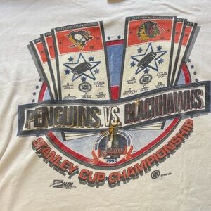Vintage 1992 men’s Stanley Cup shirt, Chicago Blackhawks vs Pittsburgh Penguins
